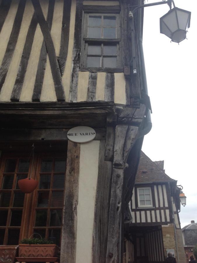 Honfleur A Deux Bed and Breakfast Buitenkant foto